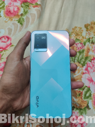Vivo y21